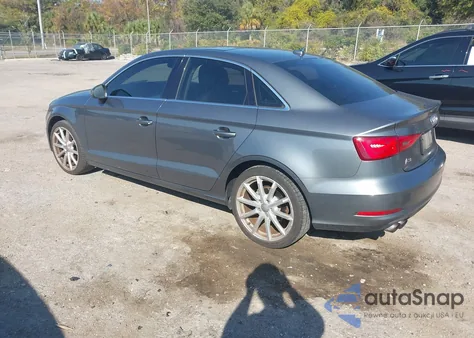 2015 Audi A3 1.8T Premium z USA, uszkodzony, nr VIN WAUCCGFF3F1006366